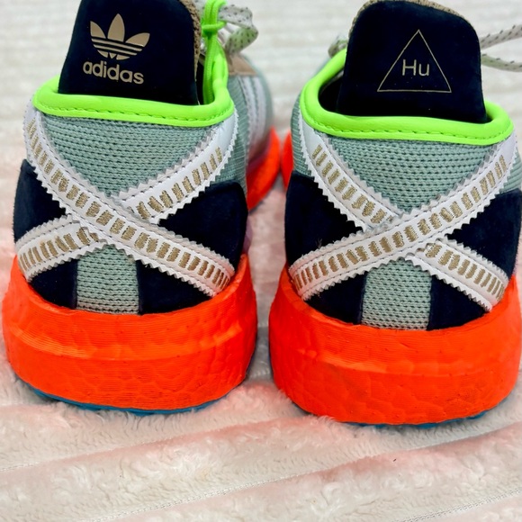 Adidas Pharrell Williams x Tokio Solar Hu sneakers 8.5 - Picture 4 of 9